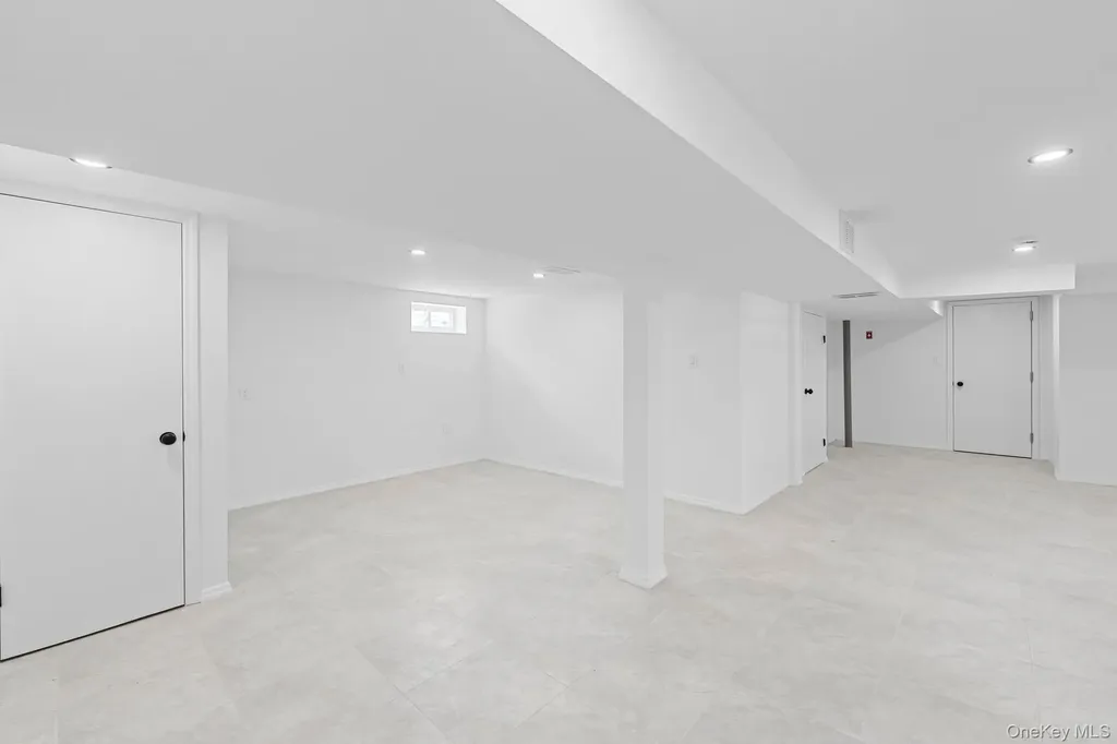 1977 Jackson Avenue Elmont NY 11003