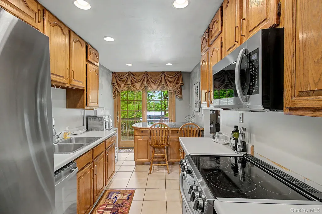 26 Garden Road Mahopac NY 10541