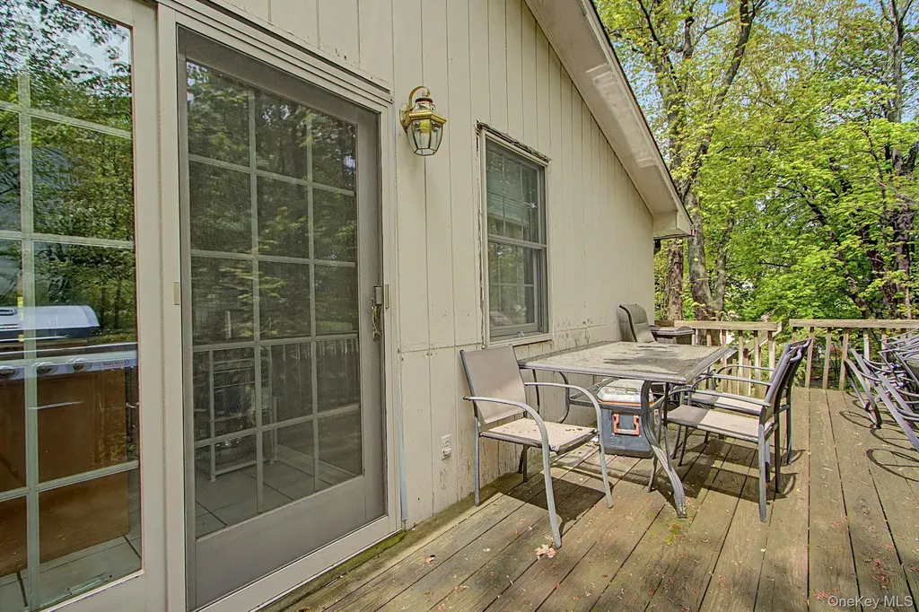 26 Garden Road Mahopac NY 10541