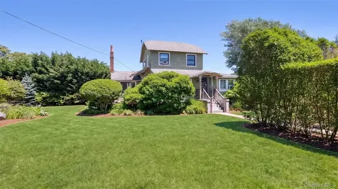 127 Inlet Road W Hampton Bays NY 11946