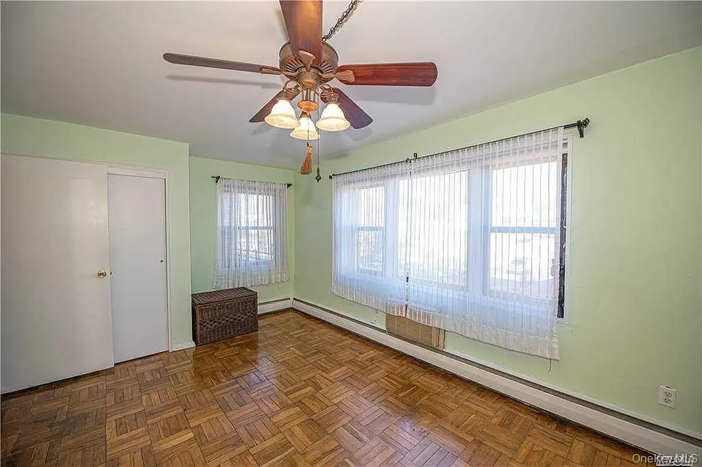 175 Archer Street Freeport NY 11520