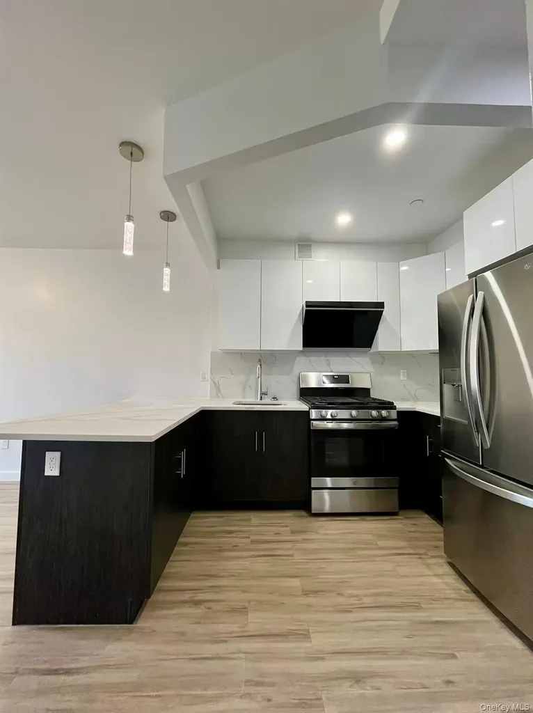 7065 Queens Boulevard Woodside NY 11377