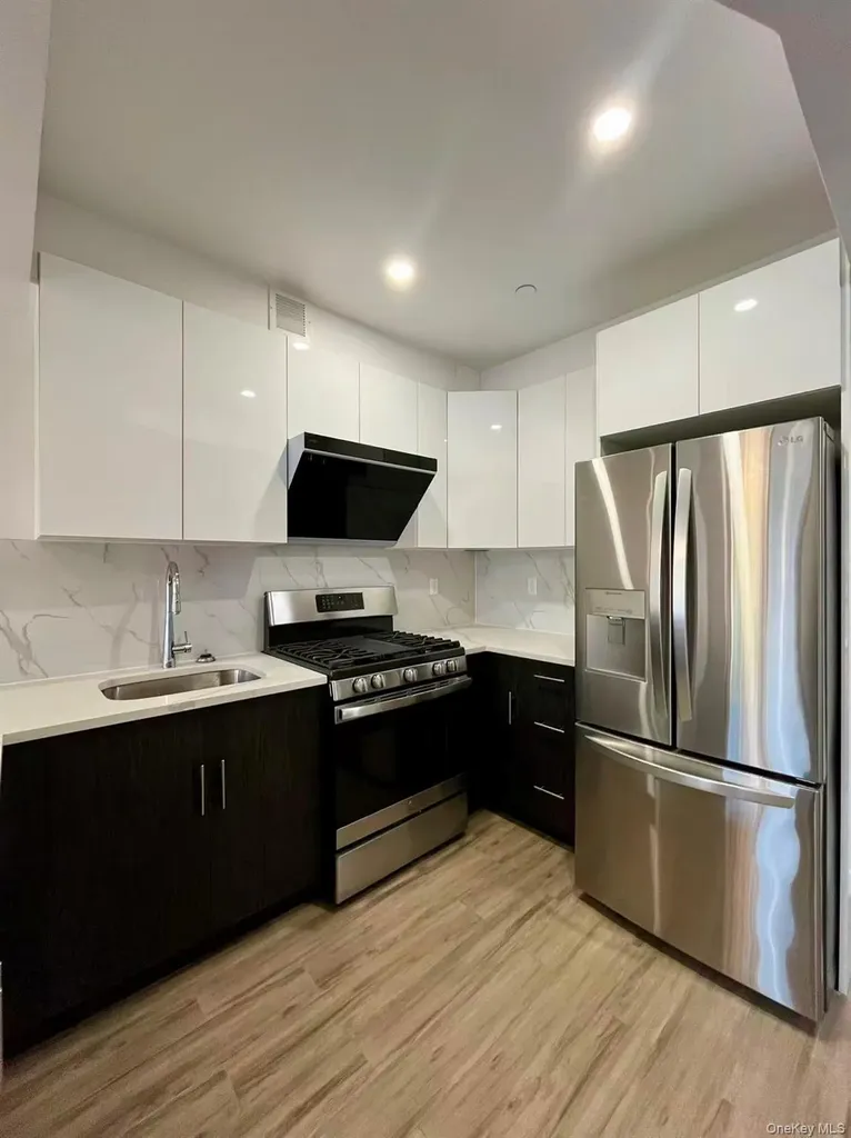 7065 Queens Boulevard Woodside NY 11377