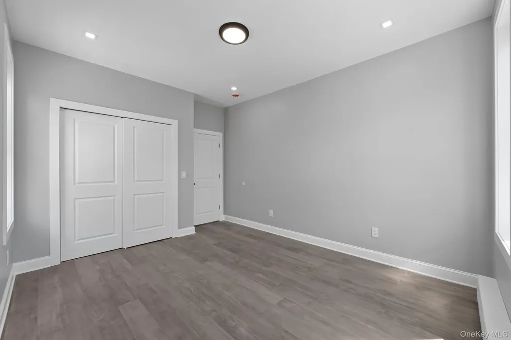 651 Saint Lawrence Avenue Bronx NY 10473
