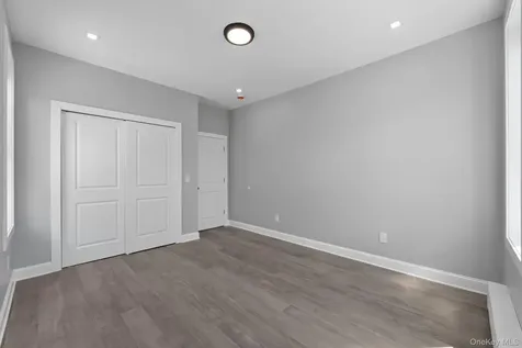 651 Saint Lawrence Avenue Bronx NY 10473