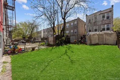 651 Saint Lawrence Avenue Bronx NY 10473