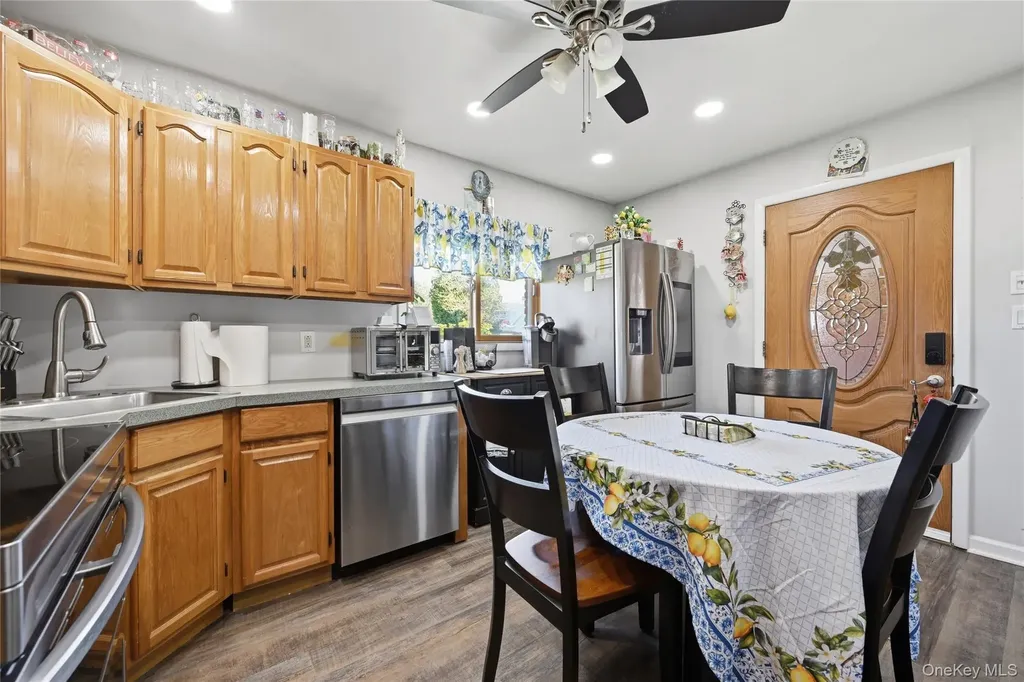 2 Tallow Lane Levittown NY 11756