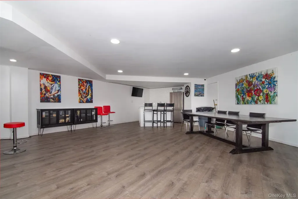 397 N Broadway Yonkers NY 10701