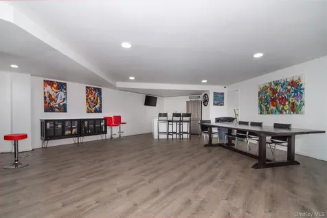 397 N Broadway Yonkers NY 10701