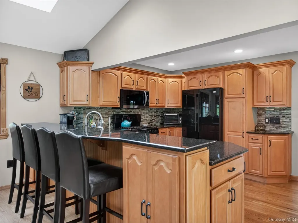 21 Foxcroft Drive Nanuet NY 10954