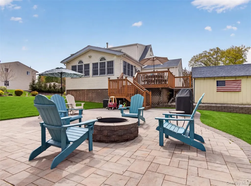 21 Foxcroft Drive Nanuet NY 10954