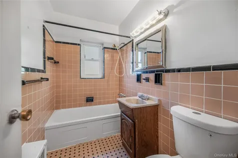 95 Wiltshire Road Scarsdale NY 10583