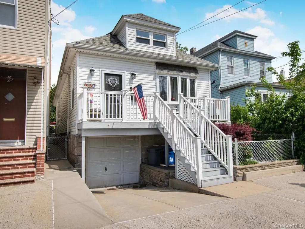 2955 Philip Avenue Bronx NY 10465
