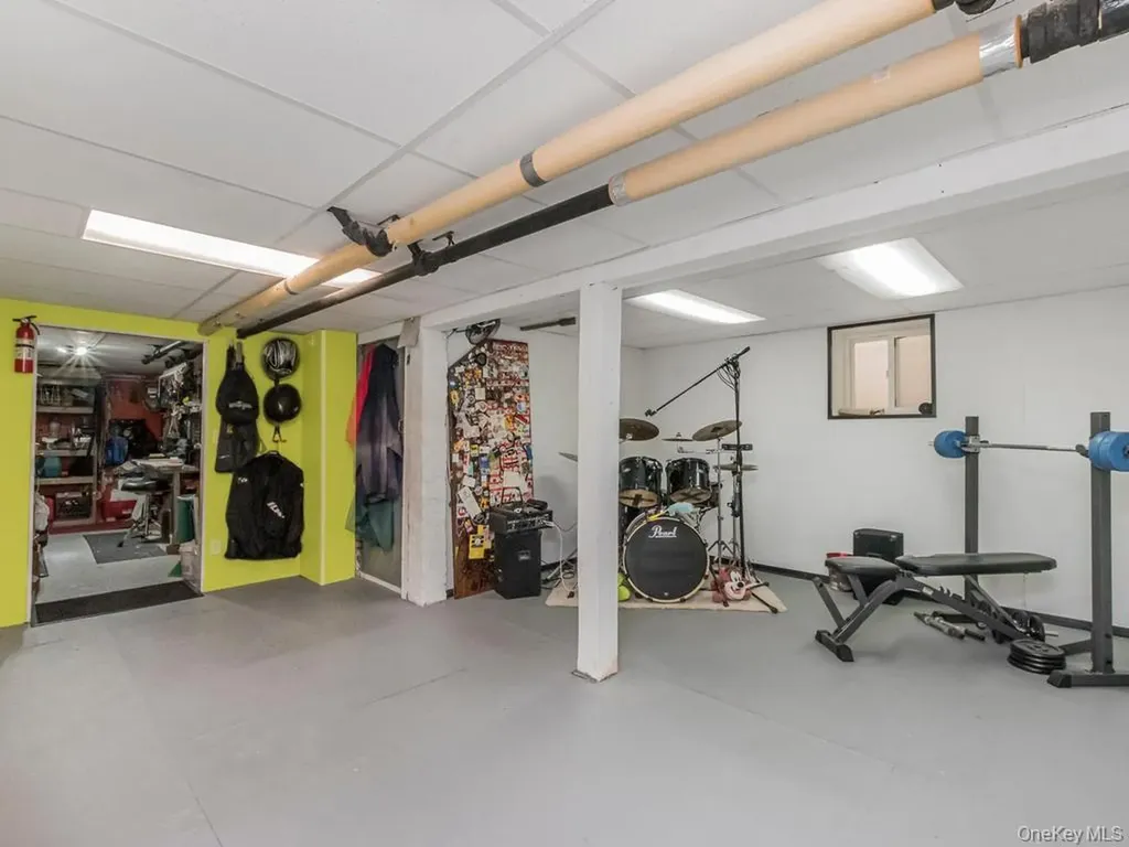 2955 Philip Avenue Bronx NY 10465