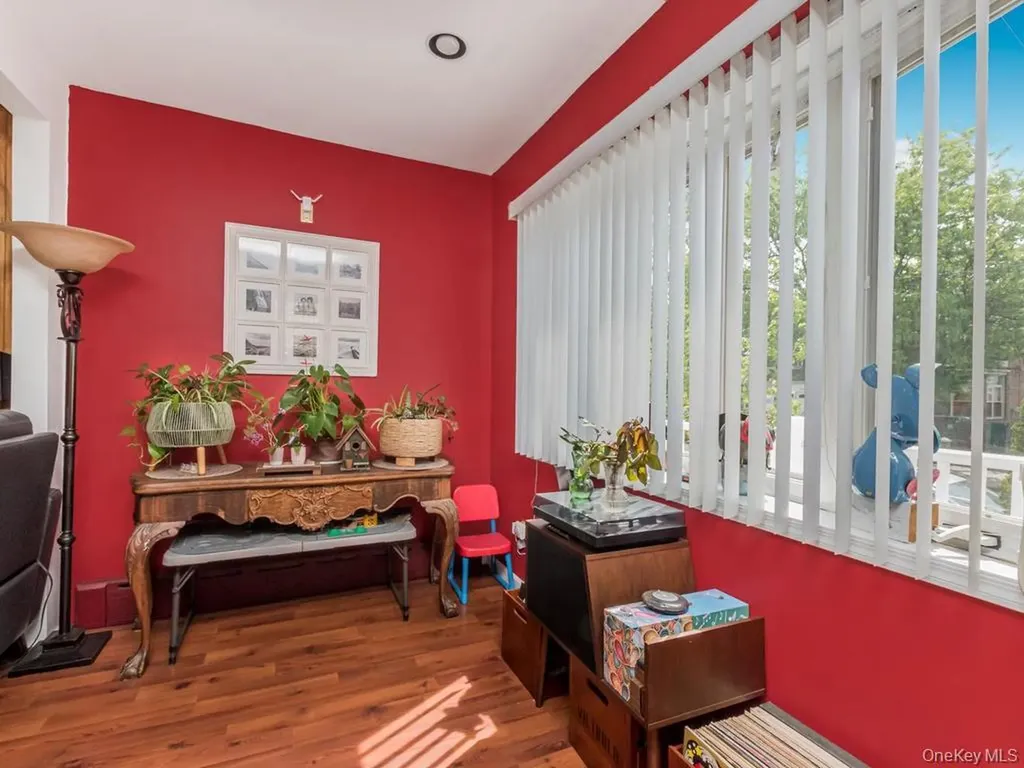 2955 Philip Avenue Bronx NY 10465