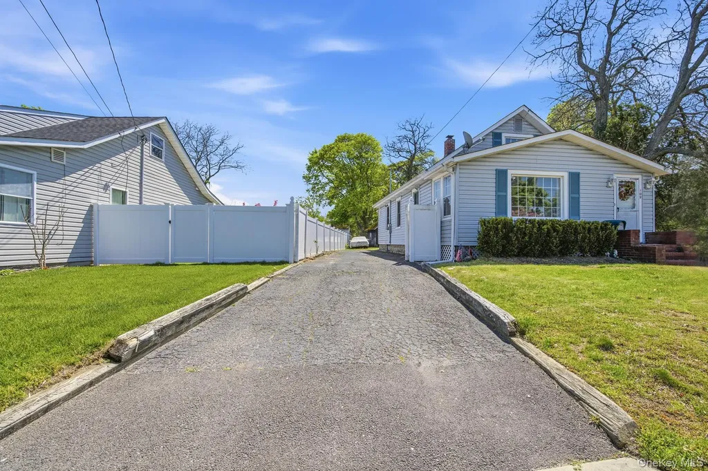 109 Grove Avenue Patchogue NY 11772