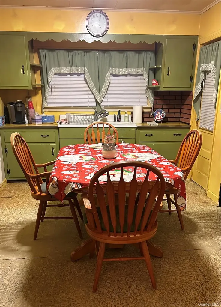 109 Grove Avenue Patchogue NY 11772