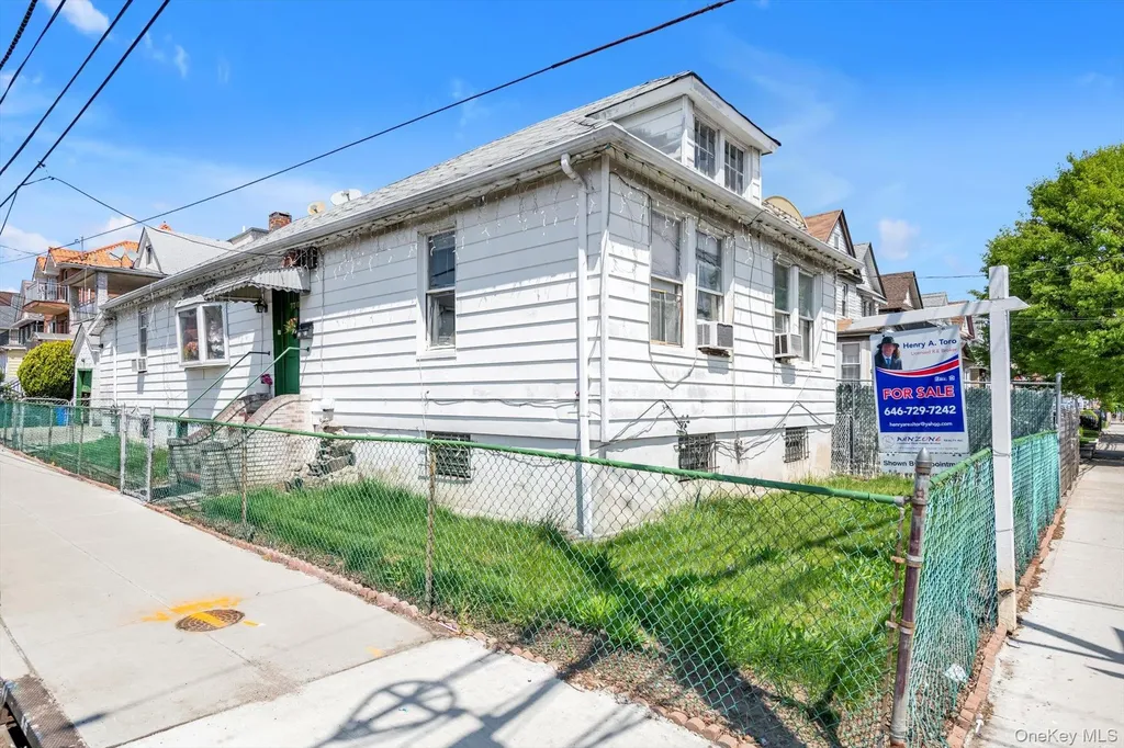 77-01 45th Avenue Flushing NY 11373