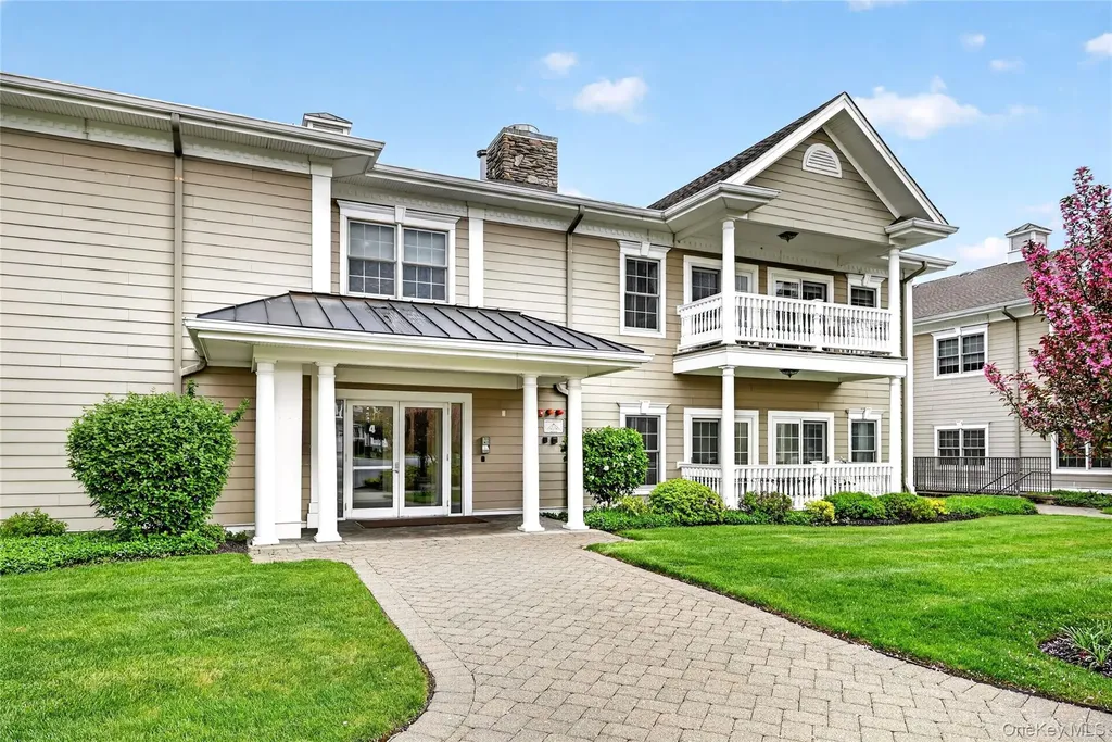 4201 Fred Ill Jr Court Pearl River NY 10965
