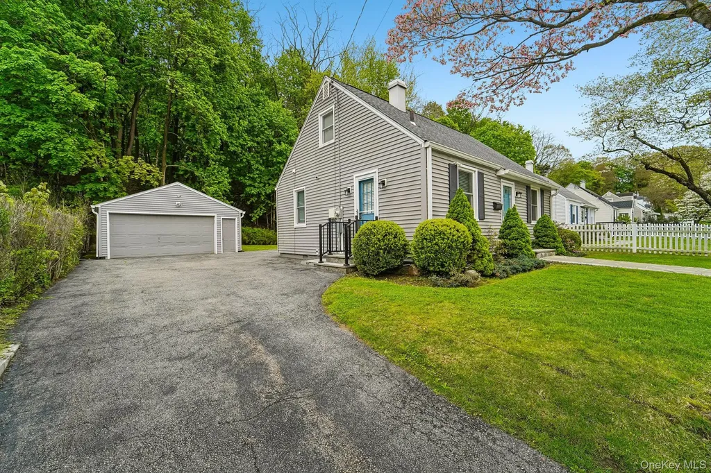 841 King Street Peekskill NY 10566