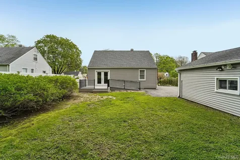 841 King Street Peekskill NY 10566