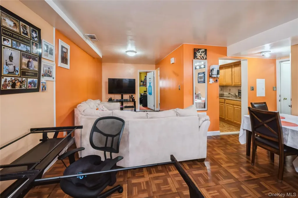 782 E 179th Street Bronx NY 10460