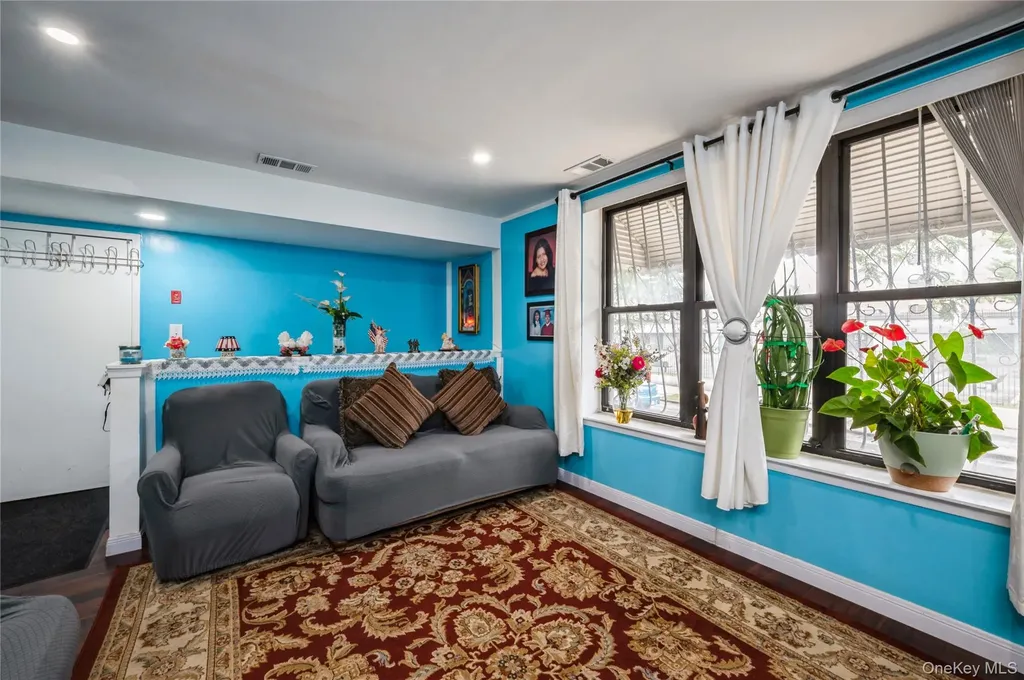 782 E 179th Street Bronx NY 10460