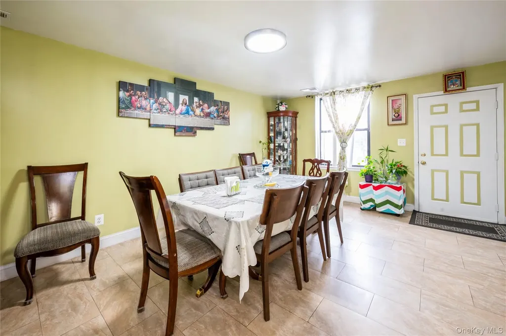 782 E 179th Street Bronx NY 10460