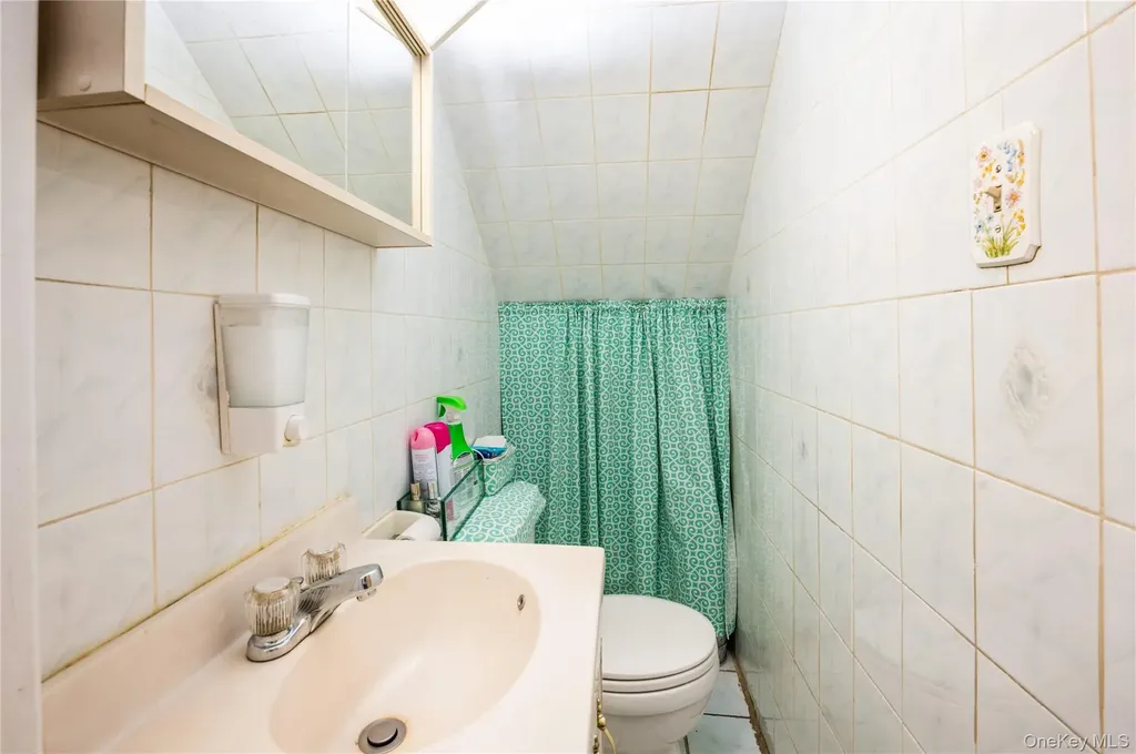 782 E 179th Street Bronx NY 10460