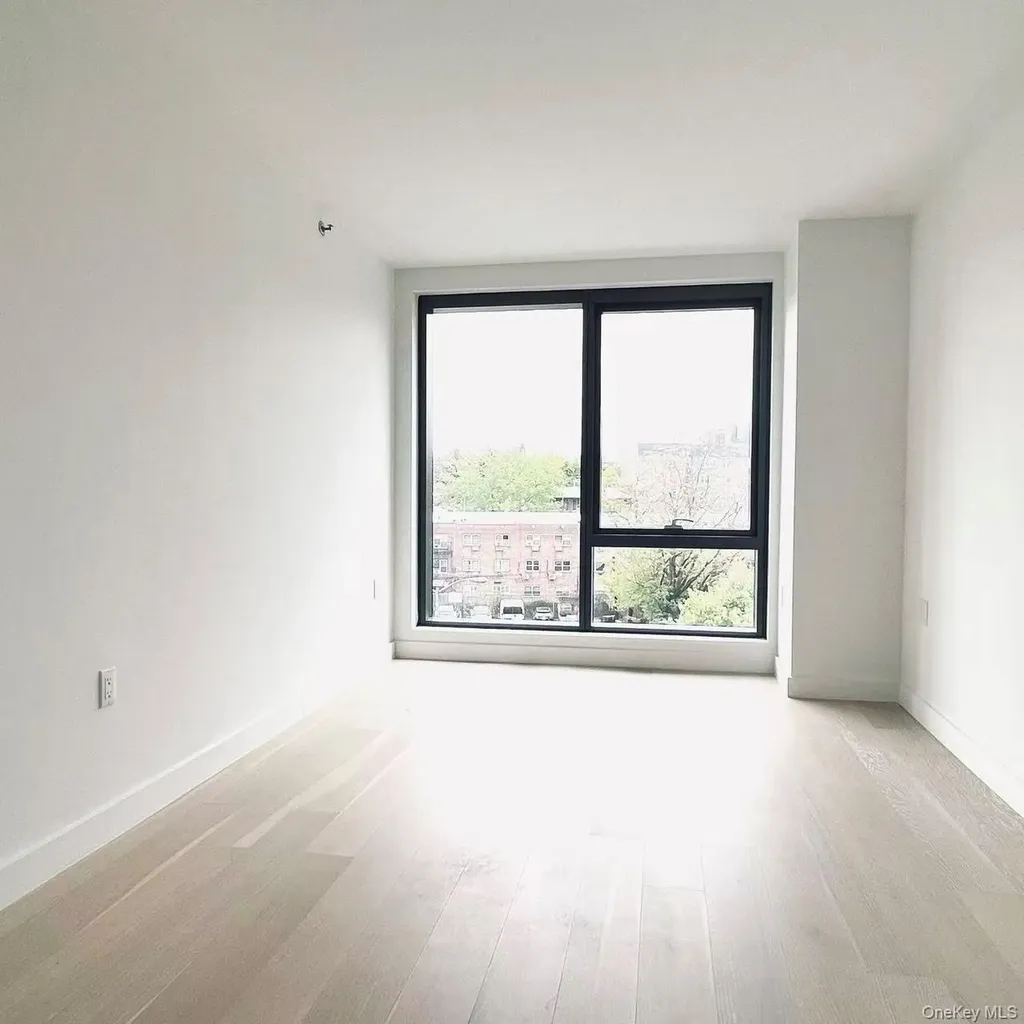 14449 Northern Boulevard Flushing NY 11354