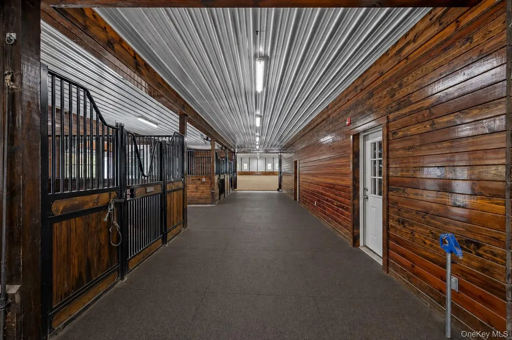 4 Star Cobb Lane Brewster NY 10509