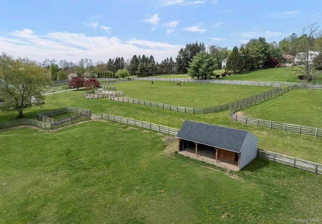 4 Star Cobb Lane Brewster NY 10509