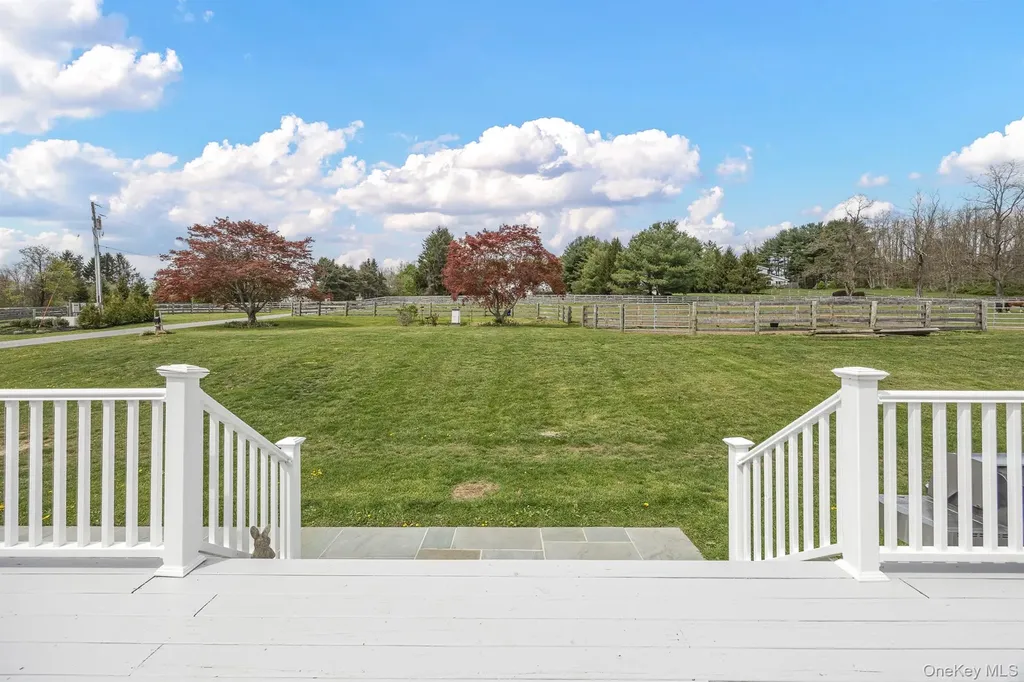 4 Star Cobb Lane Brewster NY 10509