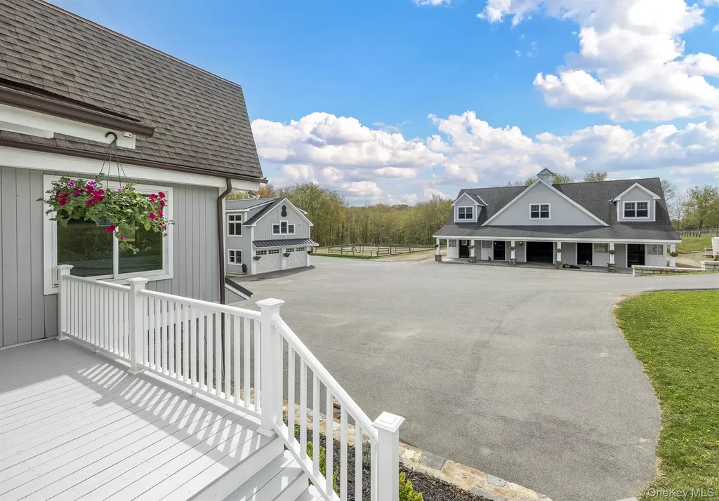 4 Star Cobb Lane Brewster NY 10509