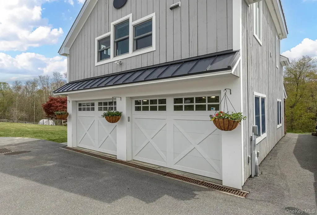 4 Star Cobb Lane Brewster NY 10509