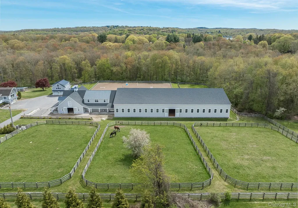 4 Star Cobb Lane Brewster NY 10509