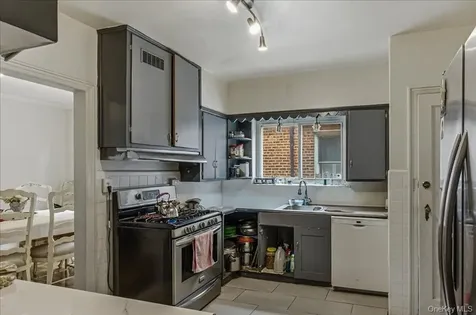 6402 Ellwell Crescent Rego Park NY 11374