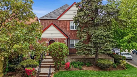 6402 Ellwell Crescent Rego Park NY 11374