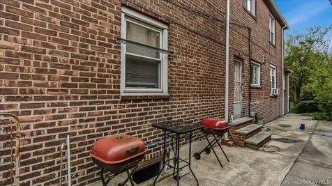 6402 Ellwell Crescent Rego Park NY 11374