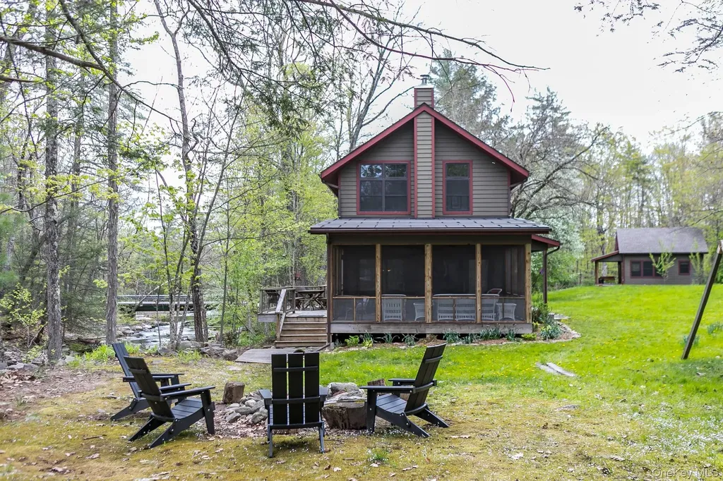 76 Project 32 Road Accord NY 12404