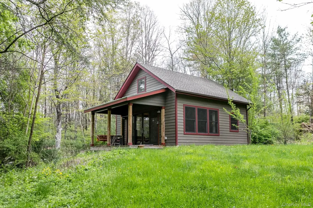 76 Project 32 Road Accord NY 12404