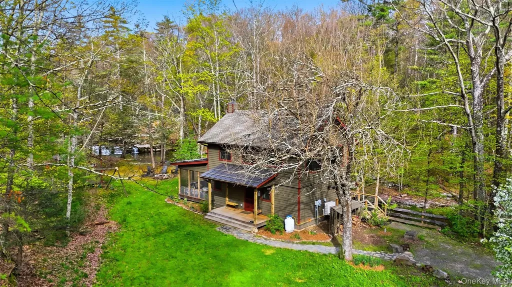 76 Project 32 Road Accord NY 12404