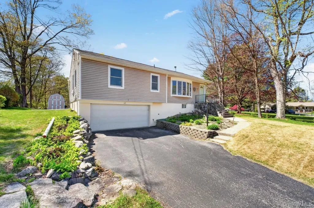 65 Ann Road Carmel NY 10512