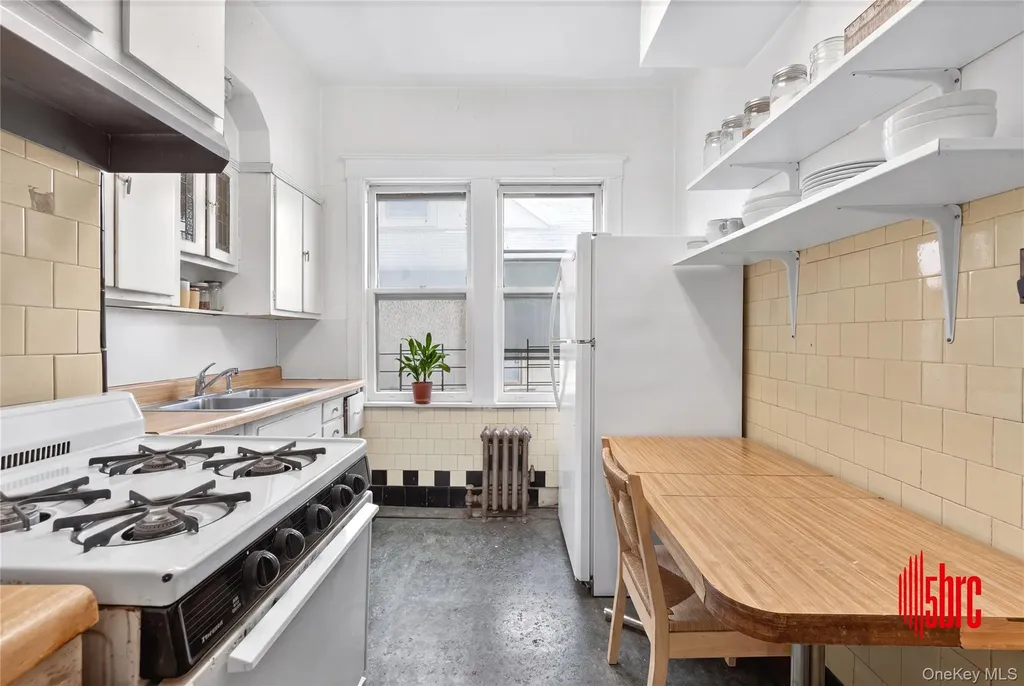 1049 E 12th Street Brooklyn NY 11230