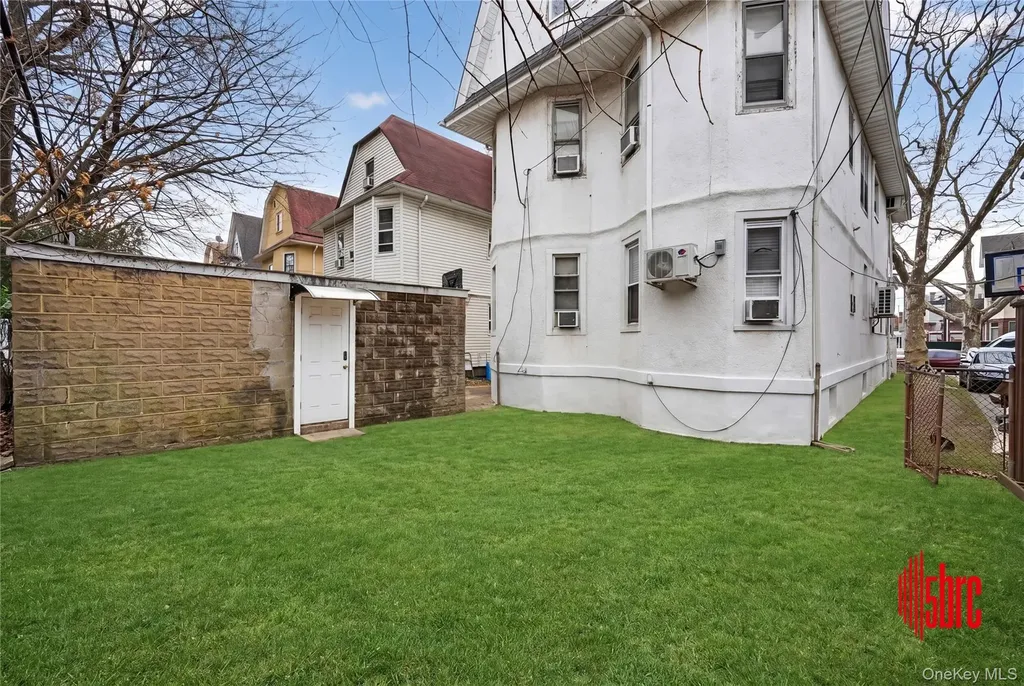 1049 E 12th Street Brooklyn NY 11230