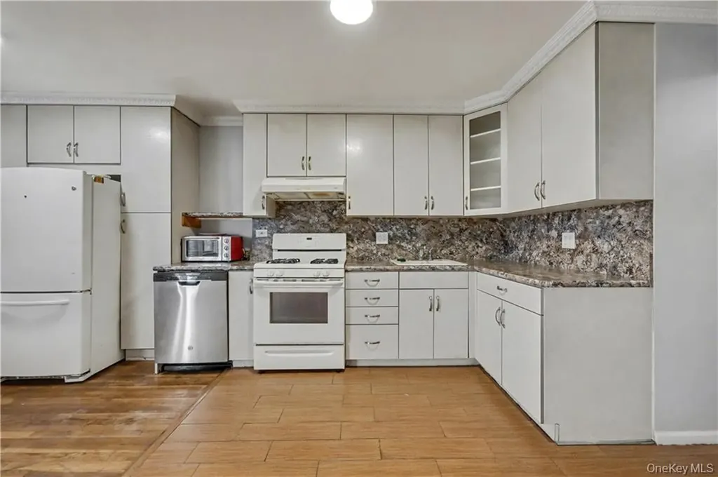 1222 E 83rd Street Brooklyn NY 11236