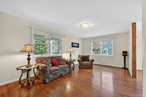106 Cedar Avenue Pearl River NY 10965