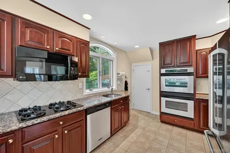 106 Cedar Avenue Pearl River NY 10965