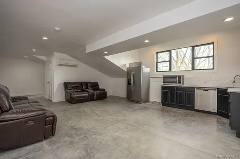 1 Teneyck Street Stony Point NY 10980