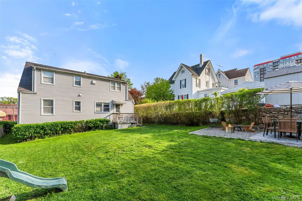 17 Terrace Avenue White Plains NY 10603